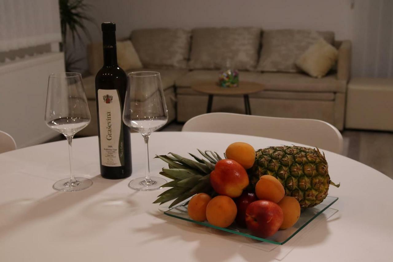 Apartman F&F Otočac Εξωτερικό φωτογραφία