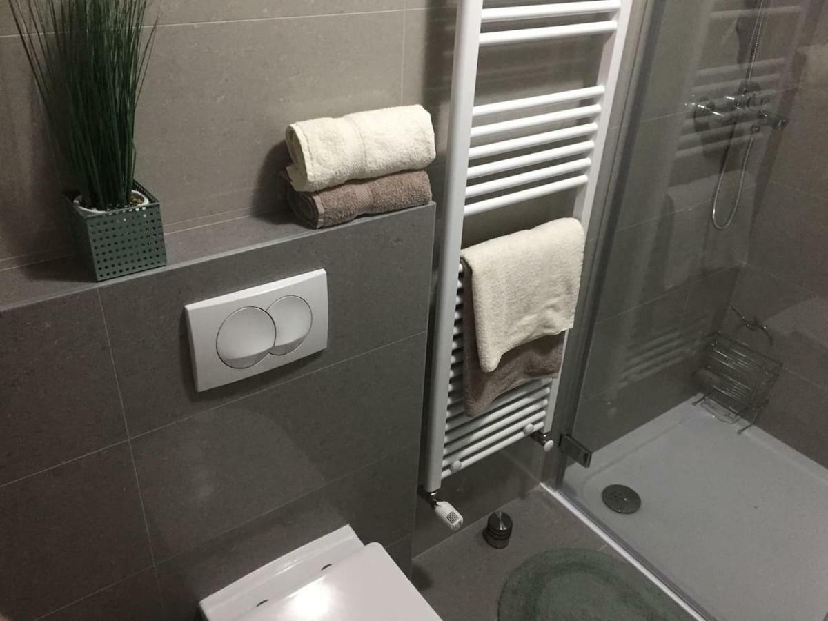 Apartman F&F Otočac Εξωτερικό φωτογραφία